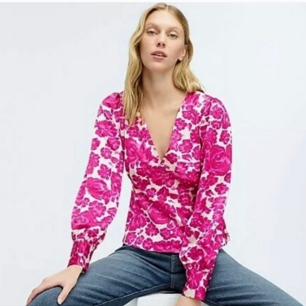J CREW Hot Pink Berry Flowers LS Satin Plunge Buttons Fuschia Satin Blouse 8 EUC